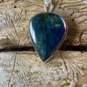 labradorite-pendant-silver-blue-sandrakernsjewellery labradorite-pendant-silver-blue-sandrakernsjewellery